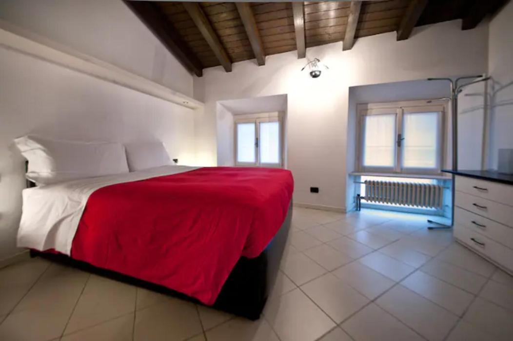 Ferienwohnung Cute And Cozy Centro Citta' Bergamo Exterior foto